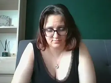 Stripchat Live Sex Cam of sensual_paris
