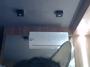 Stripchat Best Webcam of SkinnyKitten