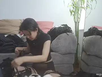 Stripchat Live Porn of meganmei666
