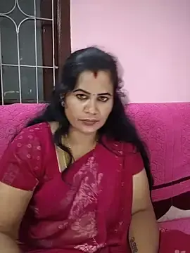 Stripchat Nude Webcam of tamilaruvi