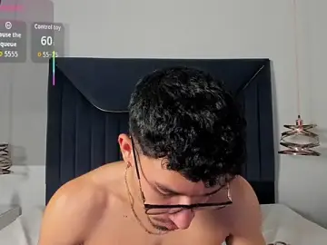 Stripchat Live Sex Cam of Jaxon_Carter