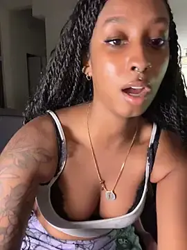 Stripchat Sex Cam of Your_Paris