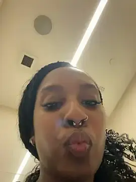 Stripchat Best Webcam of Your_Paris