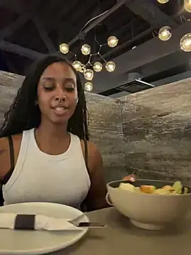 Stripchat Watch Live Sex Cams of Your_Paris