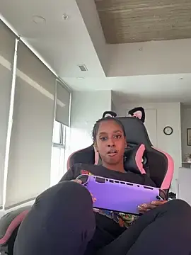 Stripchat Best Webcam of Your_Paris