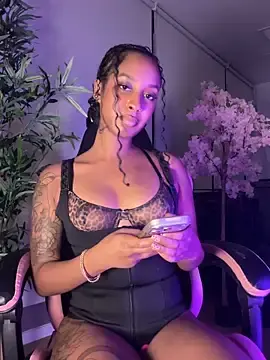 Stripchat Nude Webcam of Your_Paris