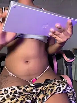 Stripchat Watch Live Sex Cams of Your_Paris