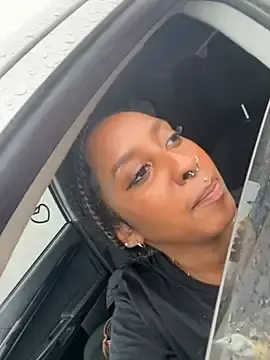 Stripchat Live Sex of Your_Paris