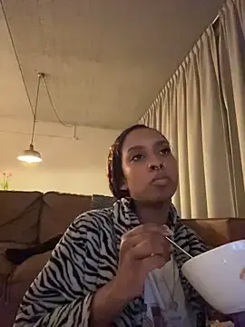 Stripchat Sex Cam of Your_Paris