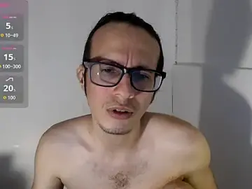 Stripchat Free Porn Cam of cholitohermoso