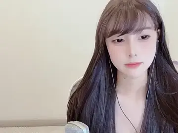 Stripchat Watch Live Sex Cams of holo_love