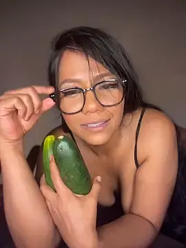 Stripchat Live Sex Cam of shaylin_brooke1