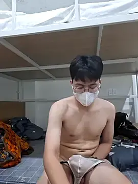 Stripchat Sex Cam of Gwencloudy