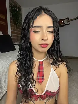 Stripchat Watch Live Sex Cams of RosseMelody