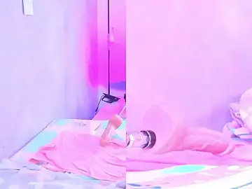 Stripchat Live Sex Cam of anjalivictoria_cm