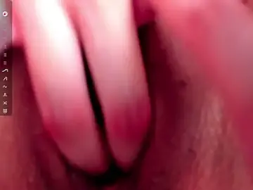 Stripchat Live Sex Cam of Ellamilano9