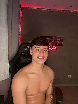 Stripchat Free Porn Cam of RedModelBR