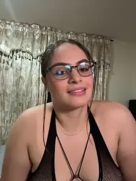 Stripchat Sex Cam of Tayler_Kim