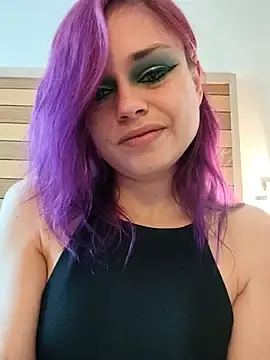 Stripchat Live Porn of TeenKinkyBanana