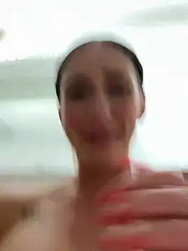 Stripchat Live Porn of lola_tentatiion