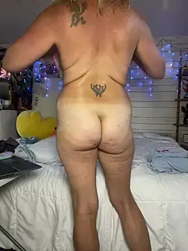 Stripchat Live Sex of TrenaAnne