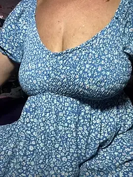 Stripchat Adult Webcam of Trenaonmute