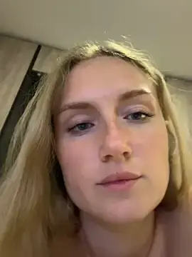Stripchat Free Porn Cam of olliebells