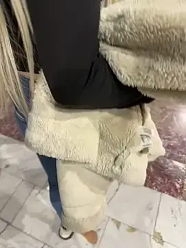 Stripchat Live Sex of AlyssaFoxx_