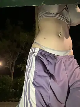 Stripchat Free Porn Cam of AlyssaFoxx_