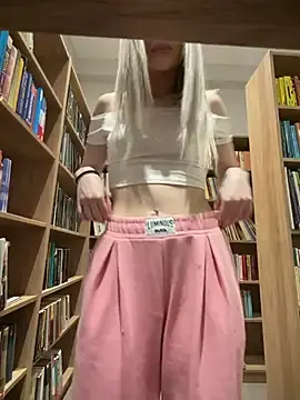 Stripchat Best live sex cam show of AlyssaFoxx_