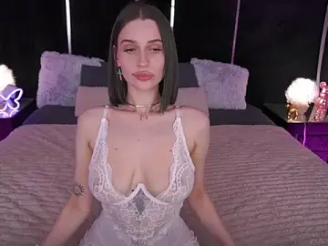 Stripchat Live Sex Cam of JuicyRina