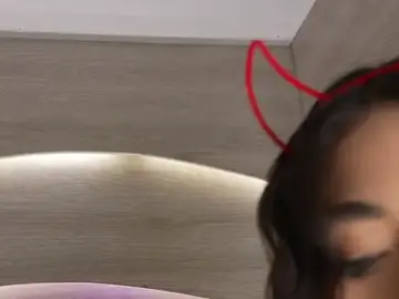 Stripchat Watch Live Sex Cams of Mia_Rosalie