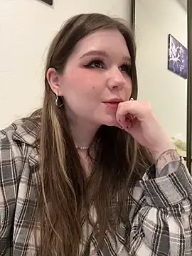Stripchat Watch Live Sex Cams of PumaShyXD
