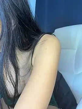 Stripchat Sex Cam of UrNewFantasy