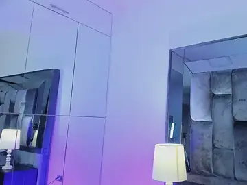 Stripchat Live Sex Cam of Ashly_bloom_