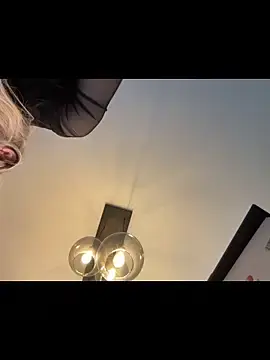 Stripchat Live Sex Cam of michelle310