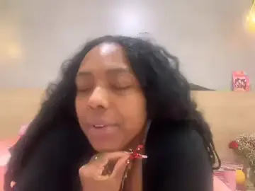 Stripchat Live Sex of ChocolateCakeQueen