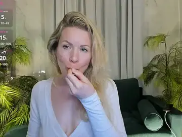 Stripchat Adult Webcams of Julia_Giulia