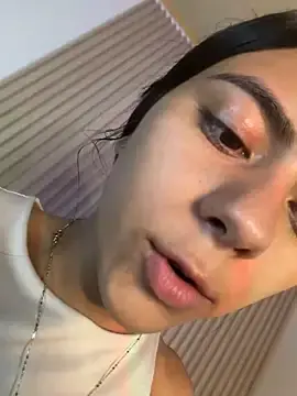 Stripchat Nude Webcam of Lilybeeth