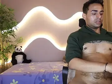 Stripchat Live Sex of axel_devil