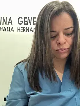 Stripchat Free Porn Cam of Dr_Nathalia_28