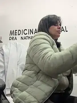 Stripchat Adult Webcams of Dr_Nathalia_28