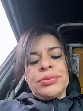 Stripchat Watch Live Sex Cams of Dr_Nathalia_28