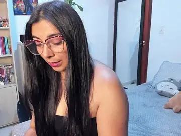 Stripchat Nude Webcam of Karla_hernandez_