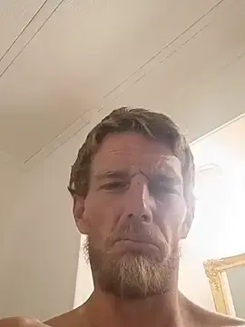 Stripchat Live Sex of mikebix1990