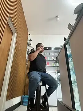 Stripchat Watch Live Sex Cams of Patricio_02