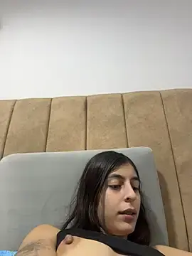 Stripchat Adult Webcams of cristel_17