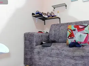 Stripchat Live Porn of nailon_karol11