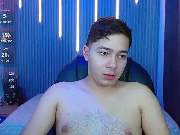 Stripchat Free Live Porn of Julian_Smith21