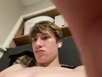 Stripchat Best Webcam of yourwhiteboy1